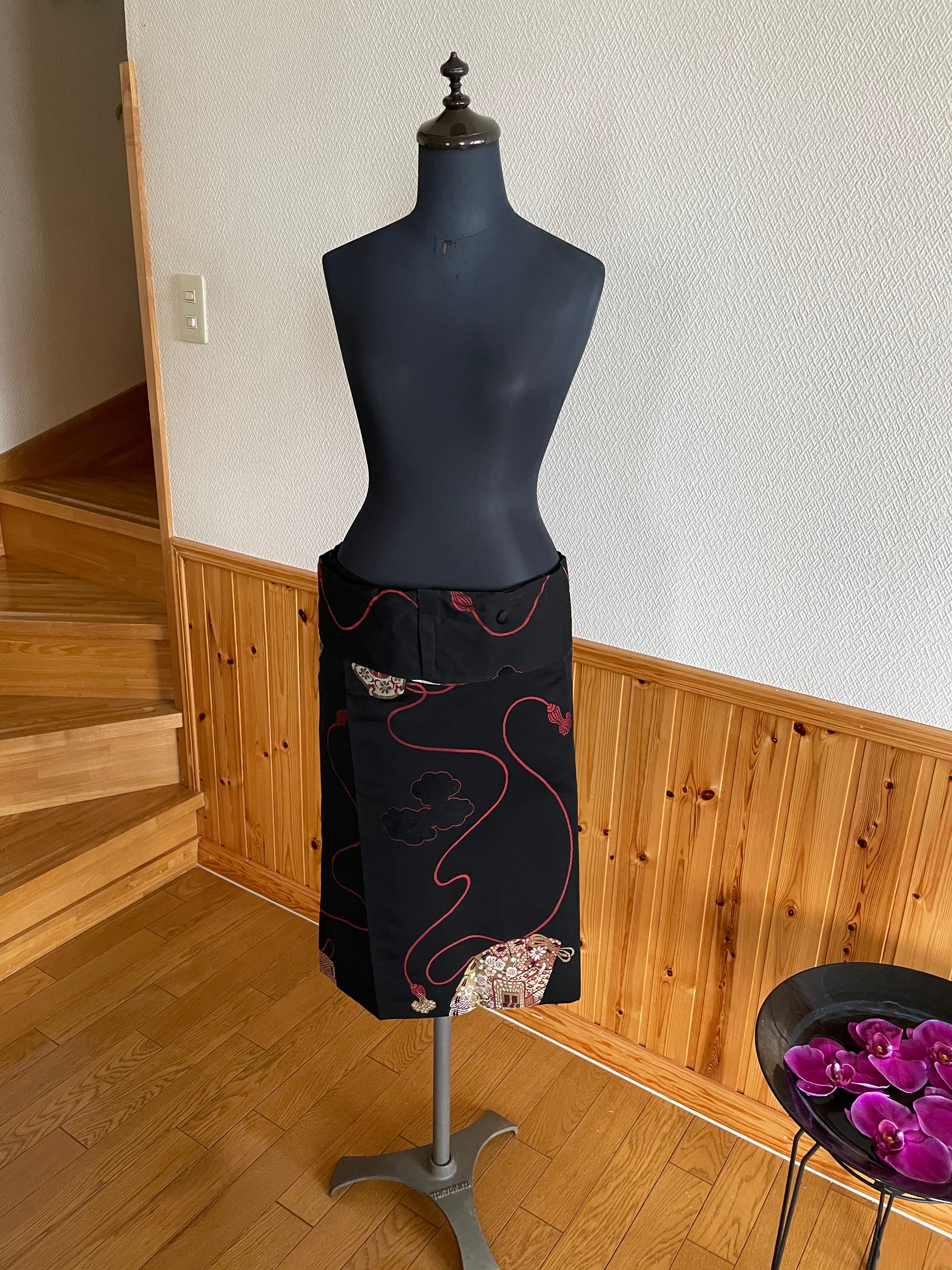 世界で一点もの　着物羽織で作った巻きスカート 　「Sold Out」